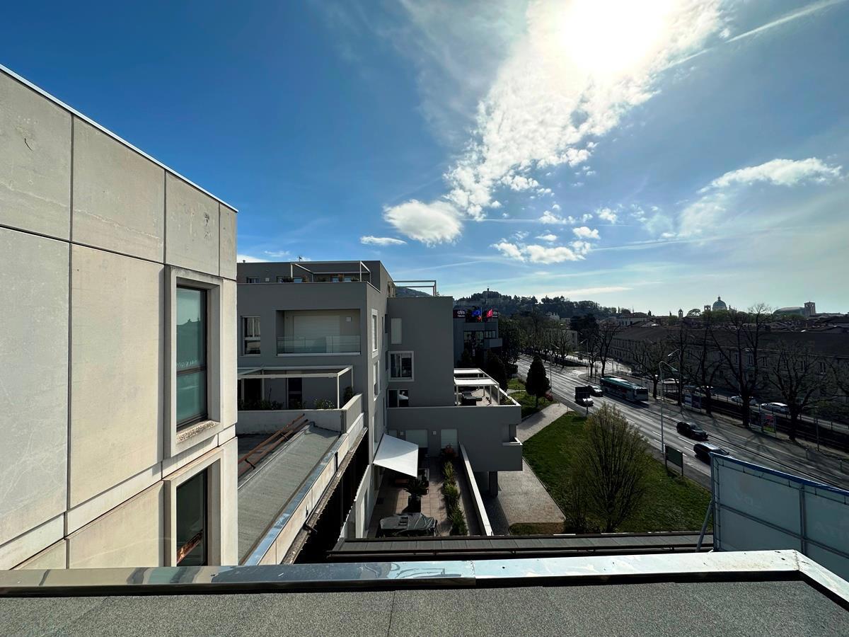 Appartamento con box doppio a Brescia