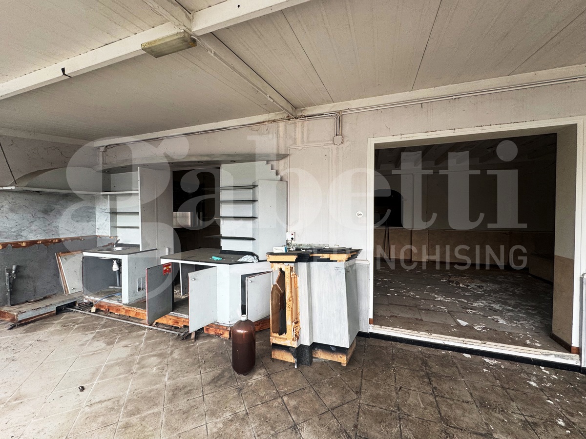 Negozio in vendita a Paderno Franciacorta