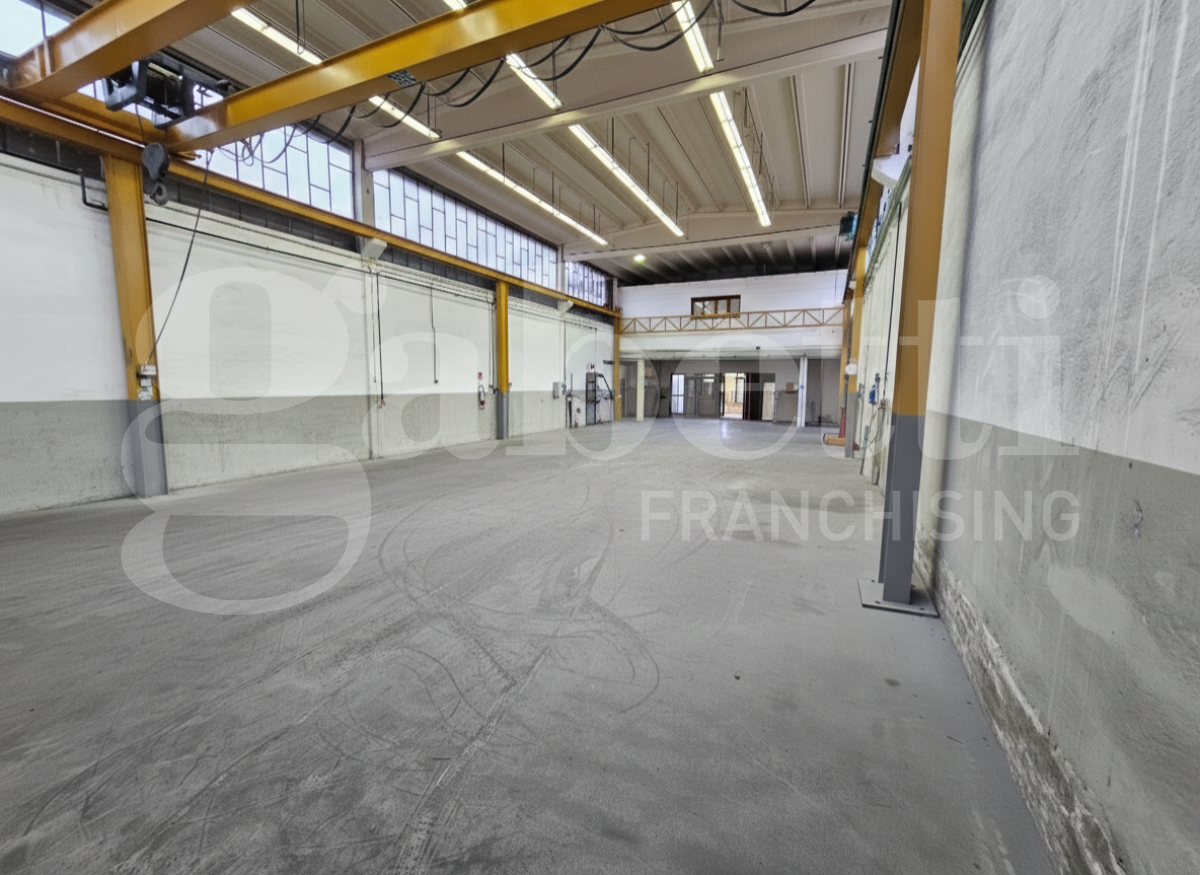 Capannone in vendita a Gussago