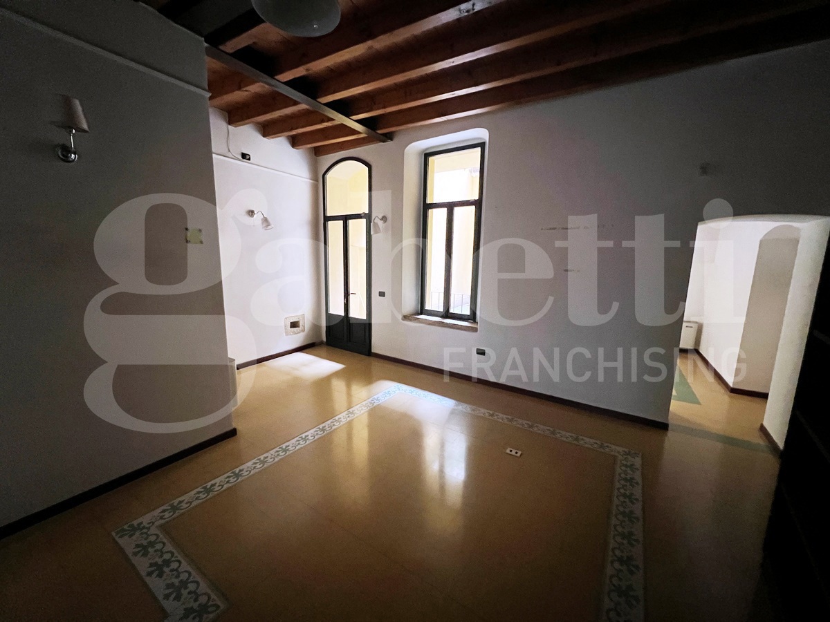 Negozio in affitto a Brescia