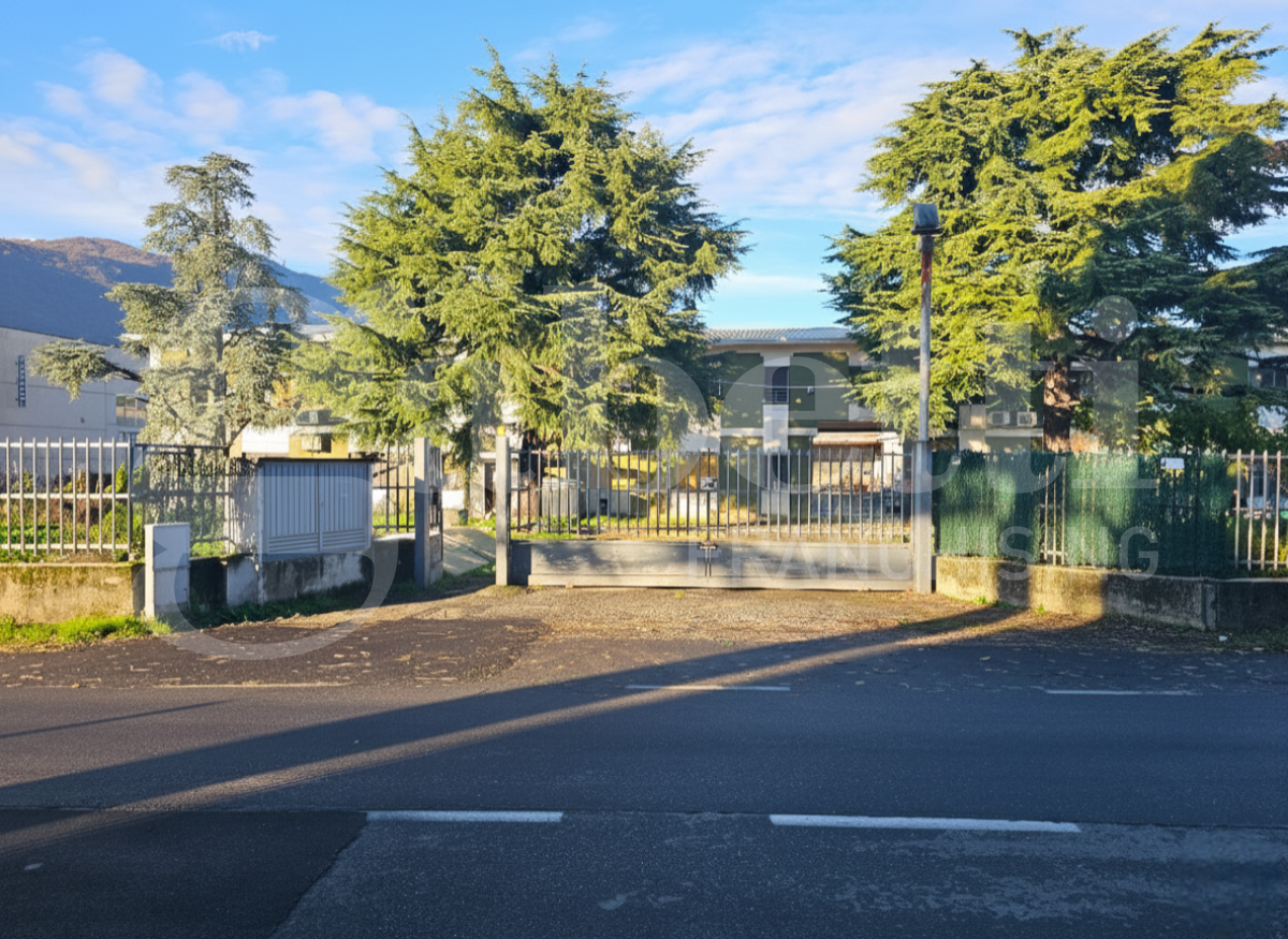 Capannone in vendita a Botticino