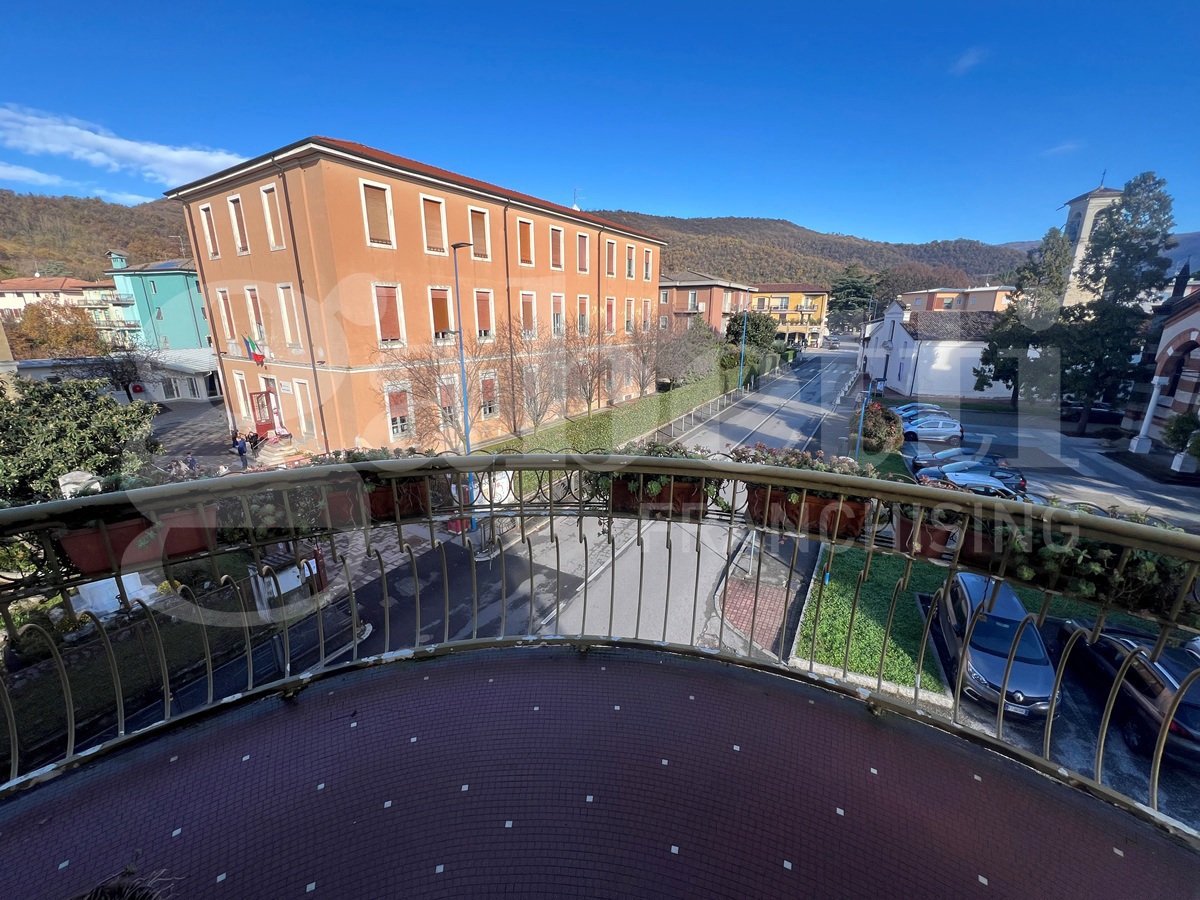 Quadrilocale in vendita a Brescia