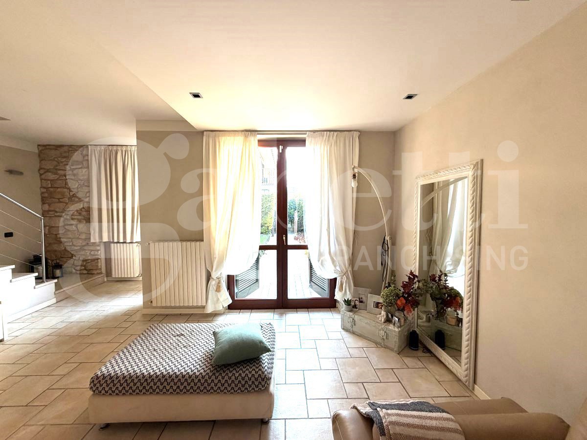 Villa in vendita a Cellatica