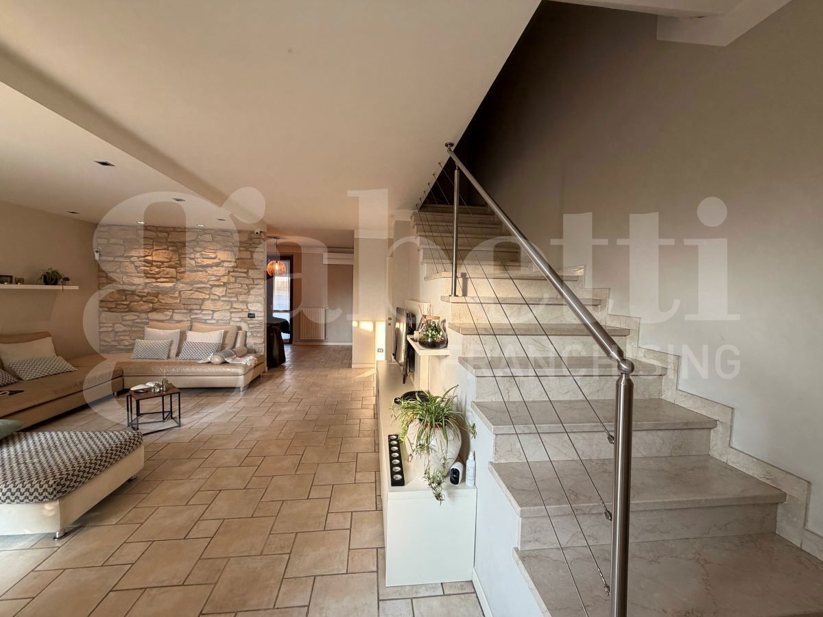 Villa in vendita a Cellatica