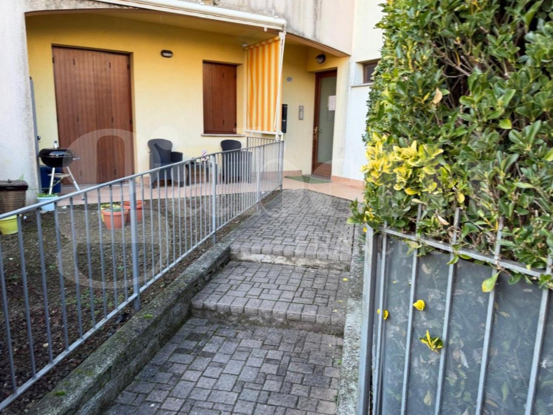 Bilocale con box a Rovato