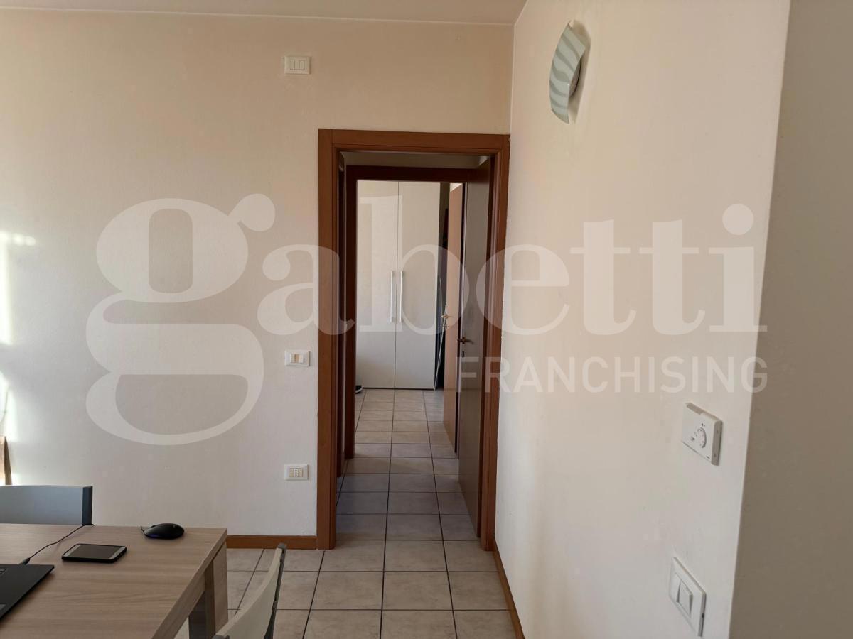 Bilocale con box a Rovato