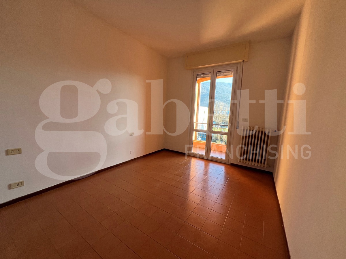 Quadrilocale in affitto a Nave