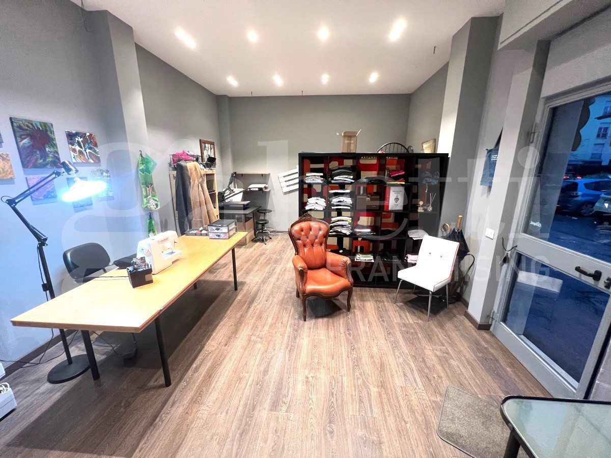 Negozio in vendita a Brescia