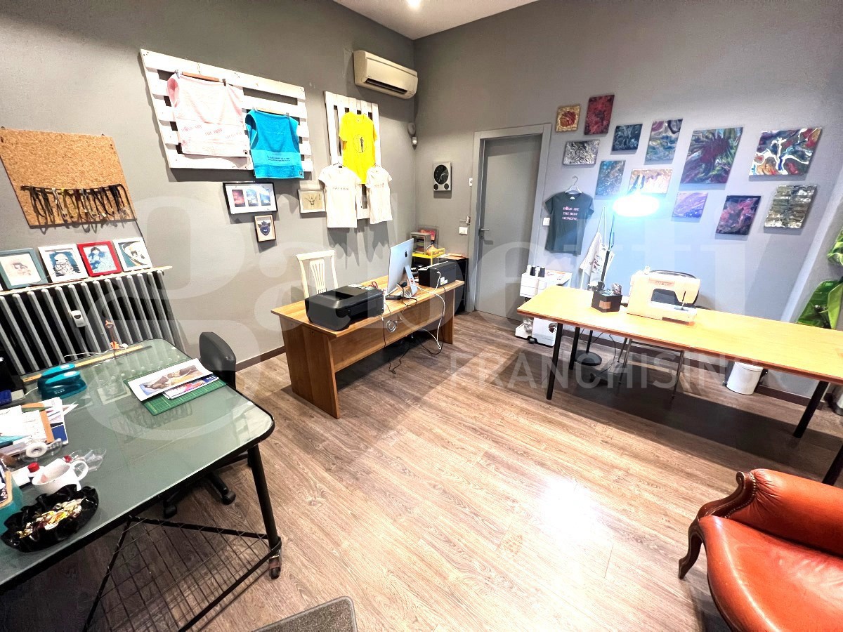 Negozio in vendita a Brescia