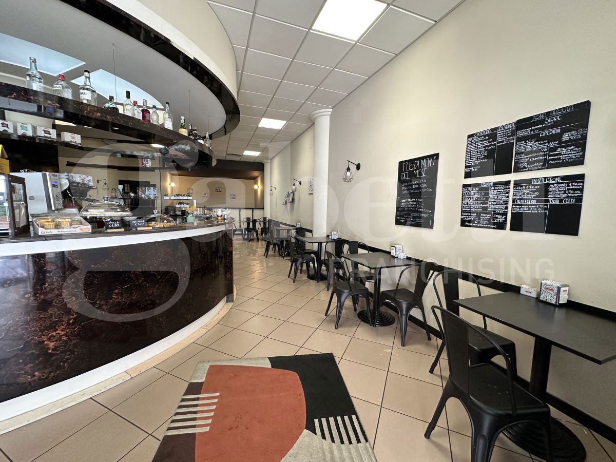 Attivit� commerciale Bar e tabacchi in vendita a Brescia