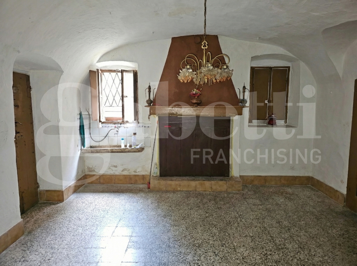 Casa indipendente da ristrutturare a Brescia