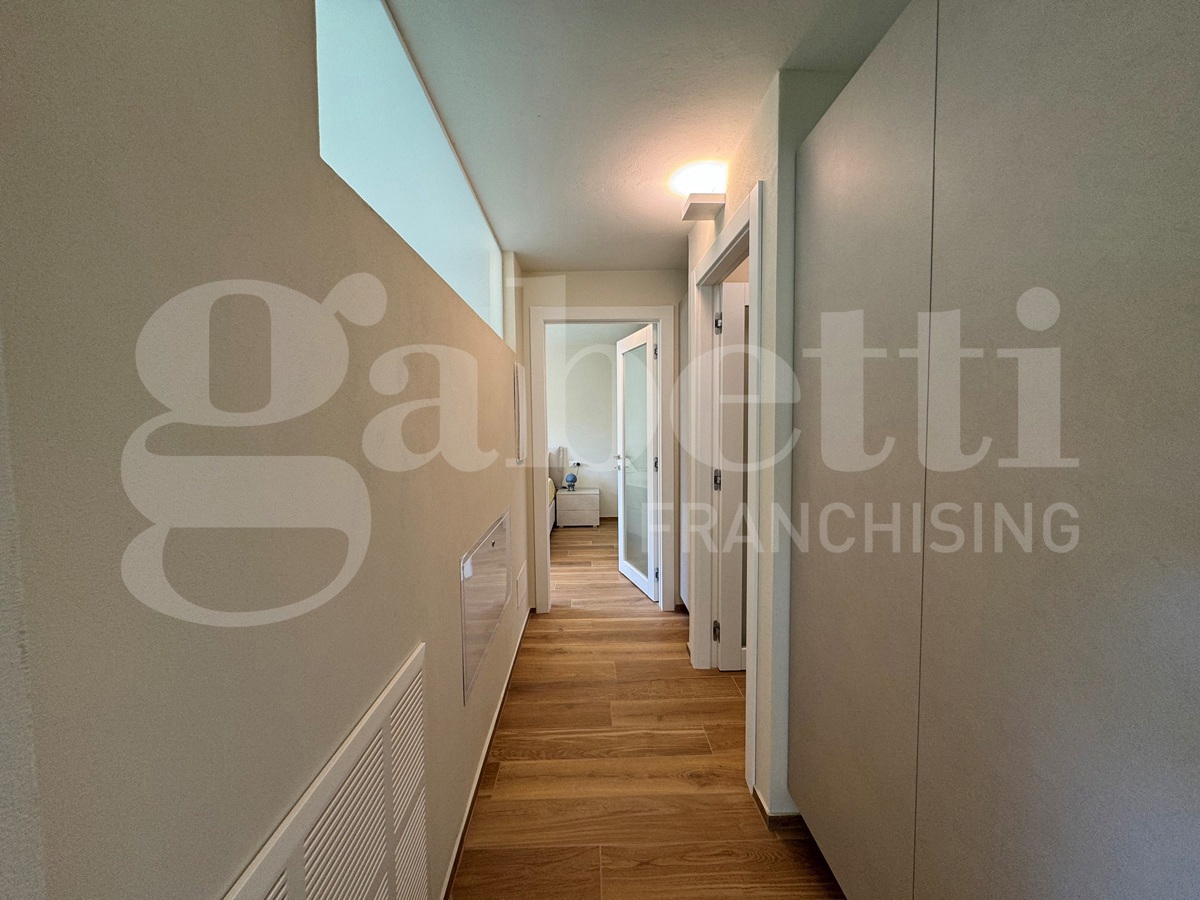 Villa in vendita a Padenghe sul Garda