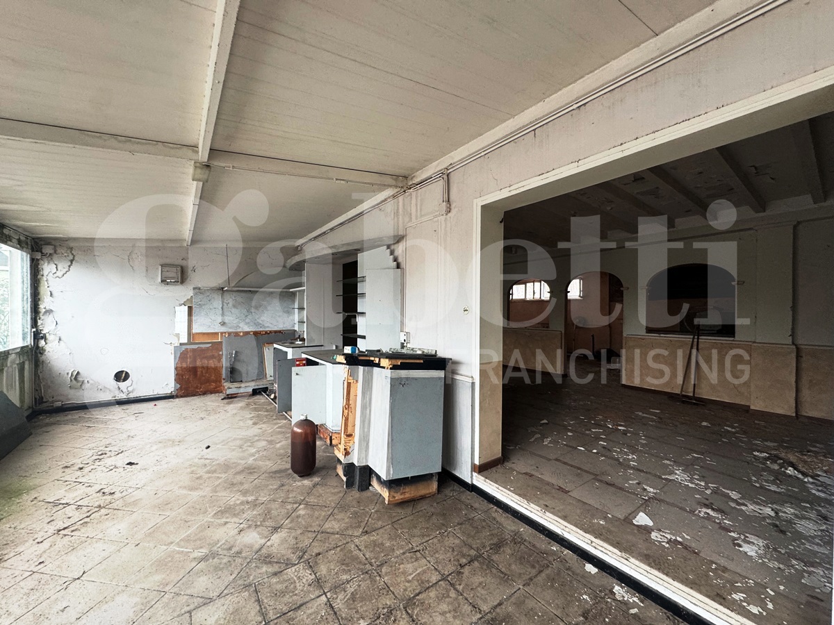 Negozio in vendita a Paderno Franciacorta