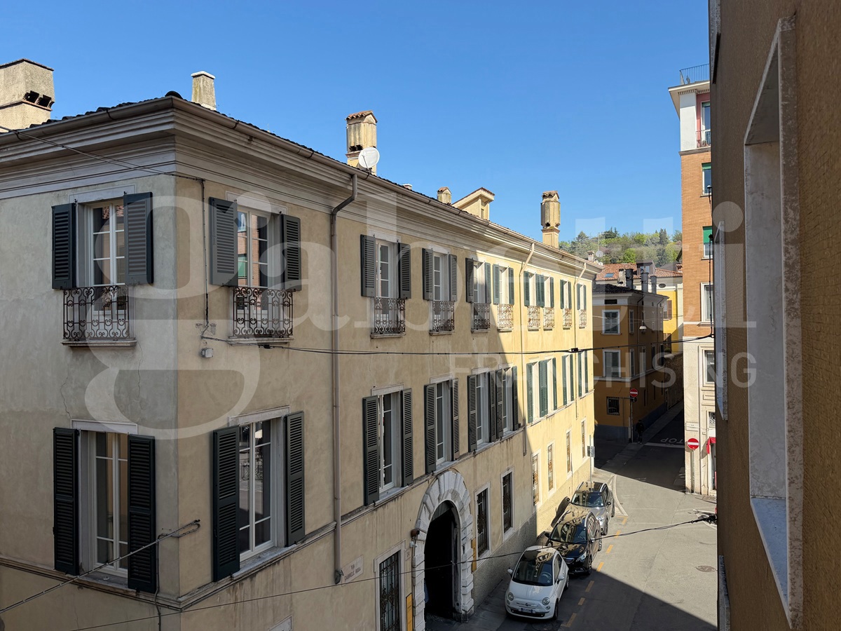 Quadrilocale ristrutturato a Brescia
