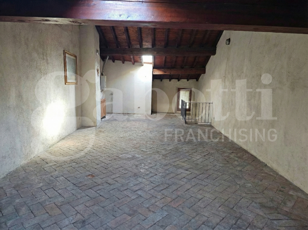 Casa indipendente da ristrutturare a Brescia