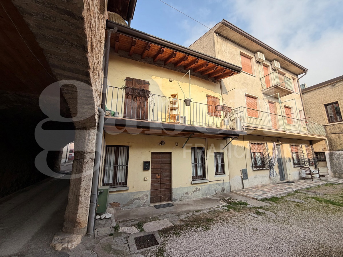 Casa indipendente in vendita a Rezzato