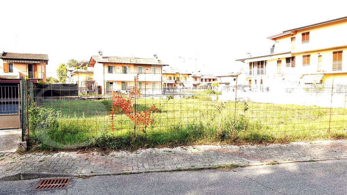 Terreno Edificabile in vendita a Urago d'Oglio