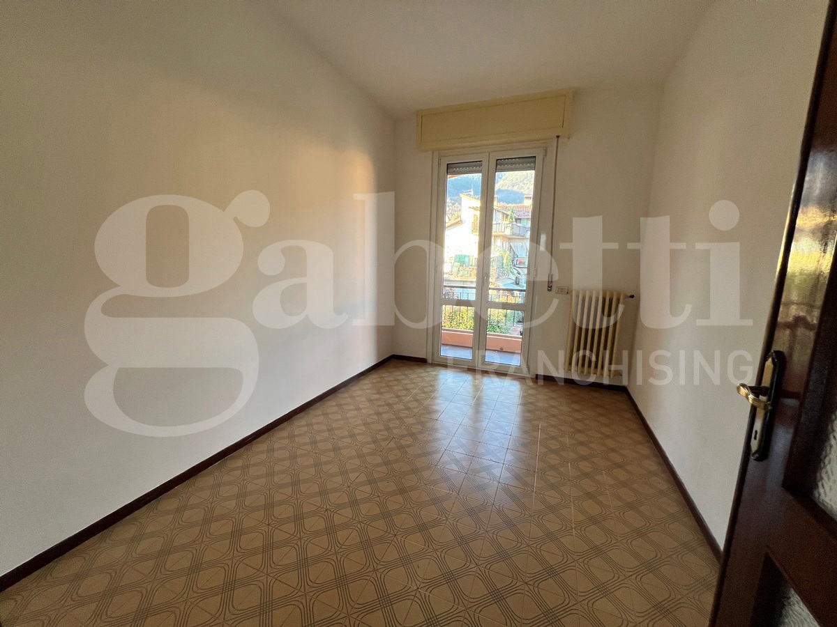 Quadrilocale in affitto a Nave