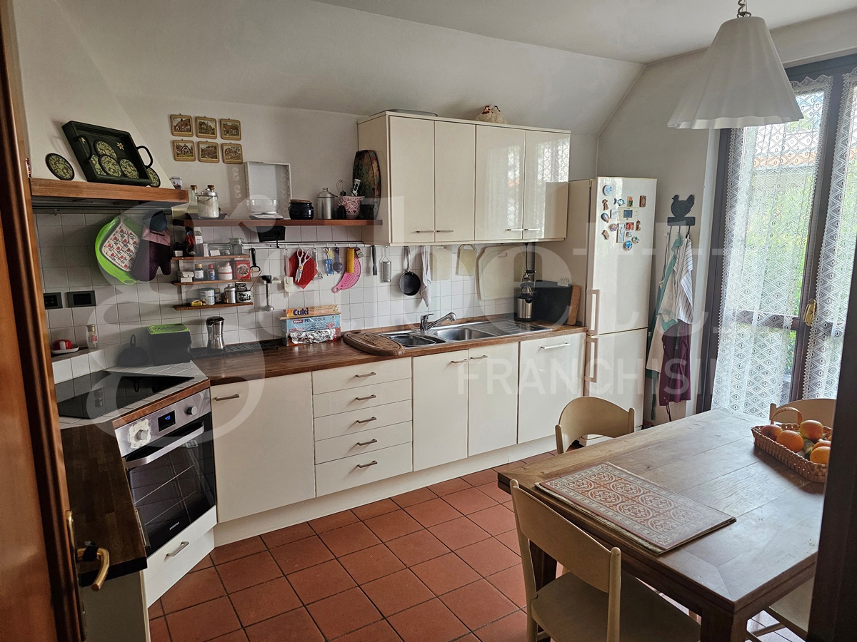 Villa in vendita a Collebeato