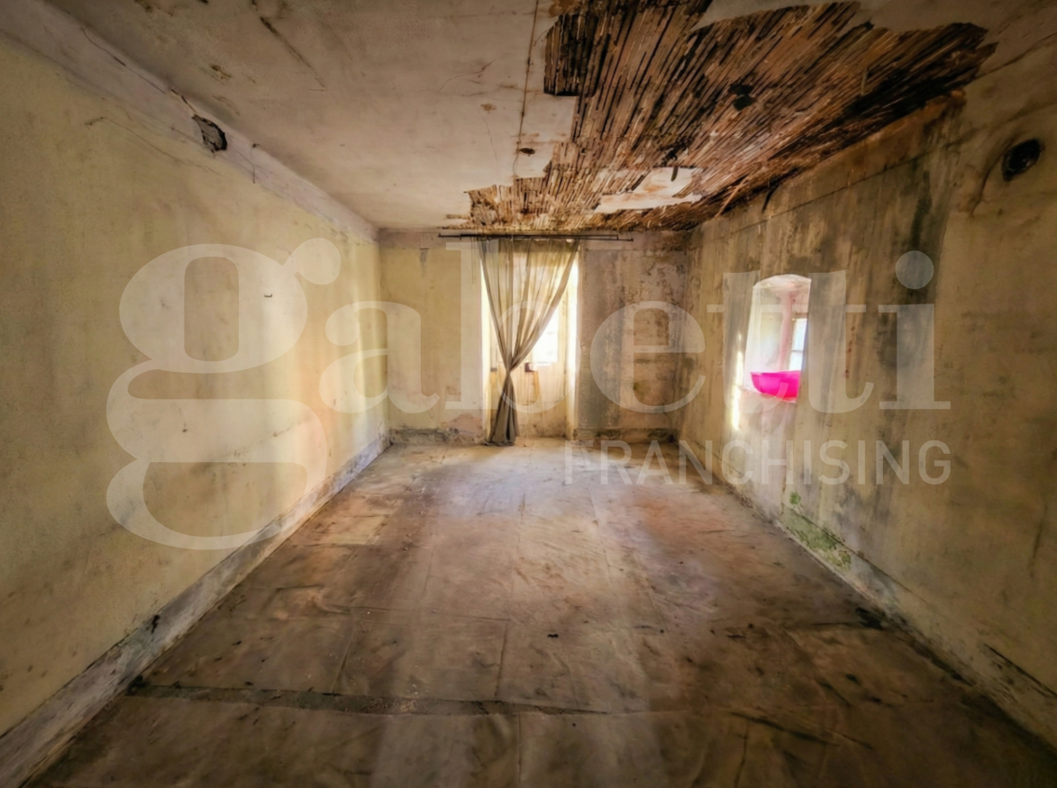 Casa indipendente con giardino a Brescia