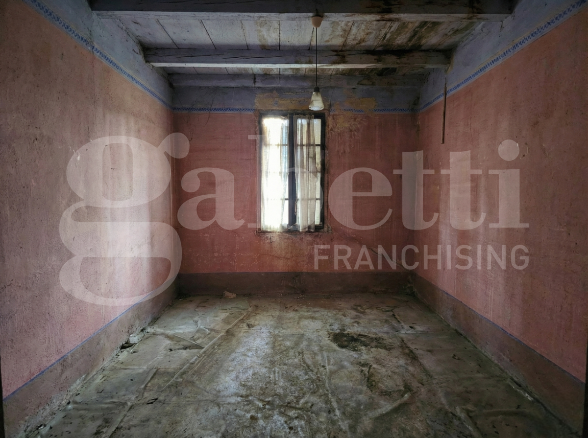 Casa indipendente con giardino a Brescia