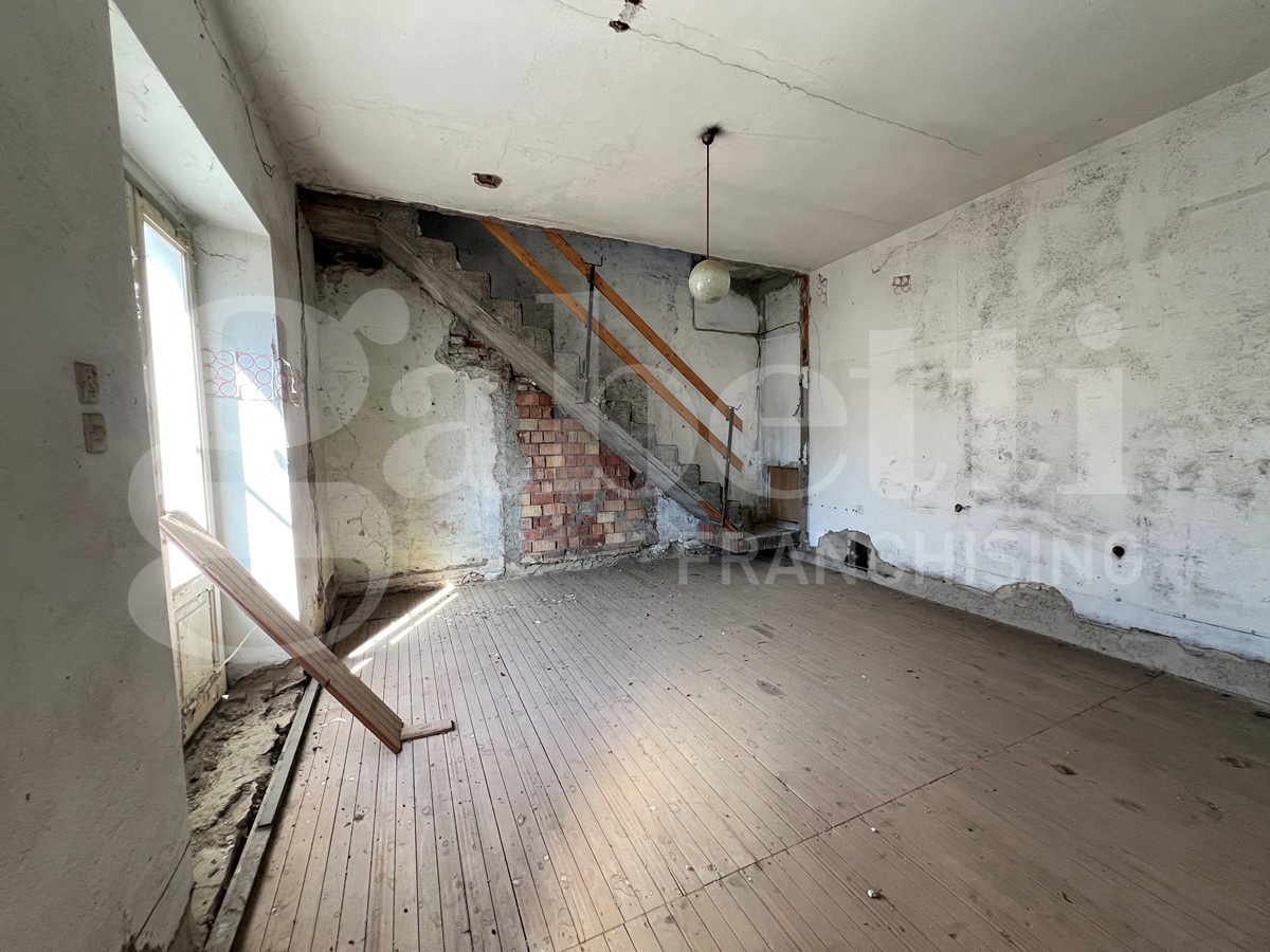 Casa indipendente con giardino a Bovezzo