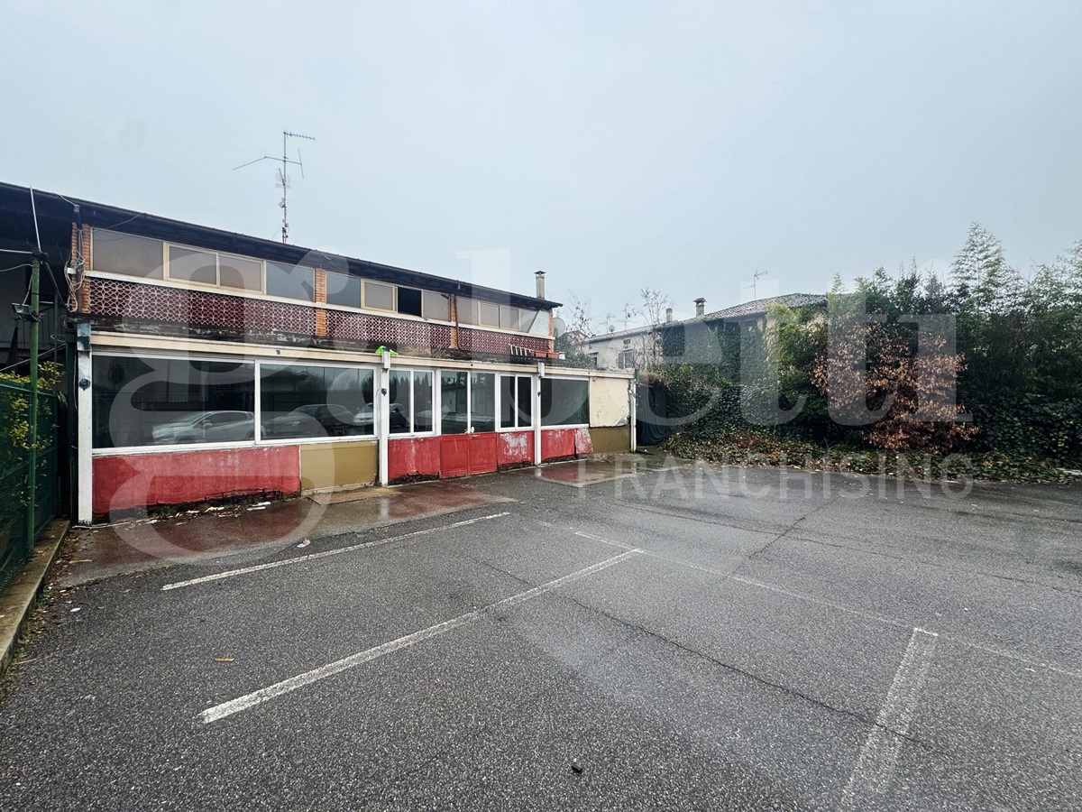 Negozio in vendita a Paderno Franciacorta