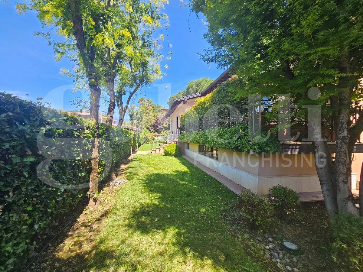 Villa in vendita a Brescia