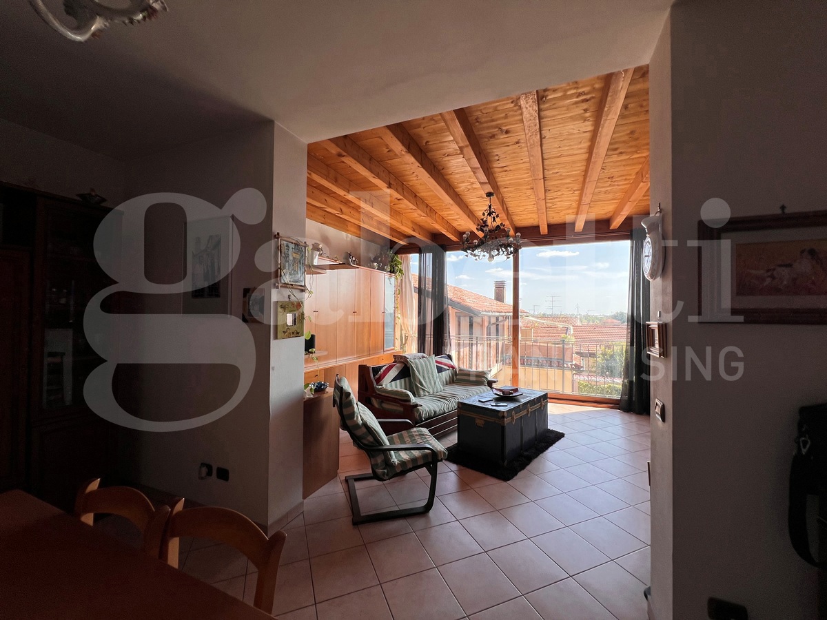 Casa indipendente in vendita a Brescia