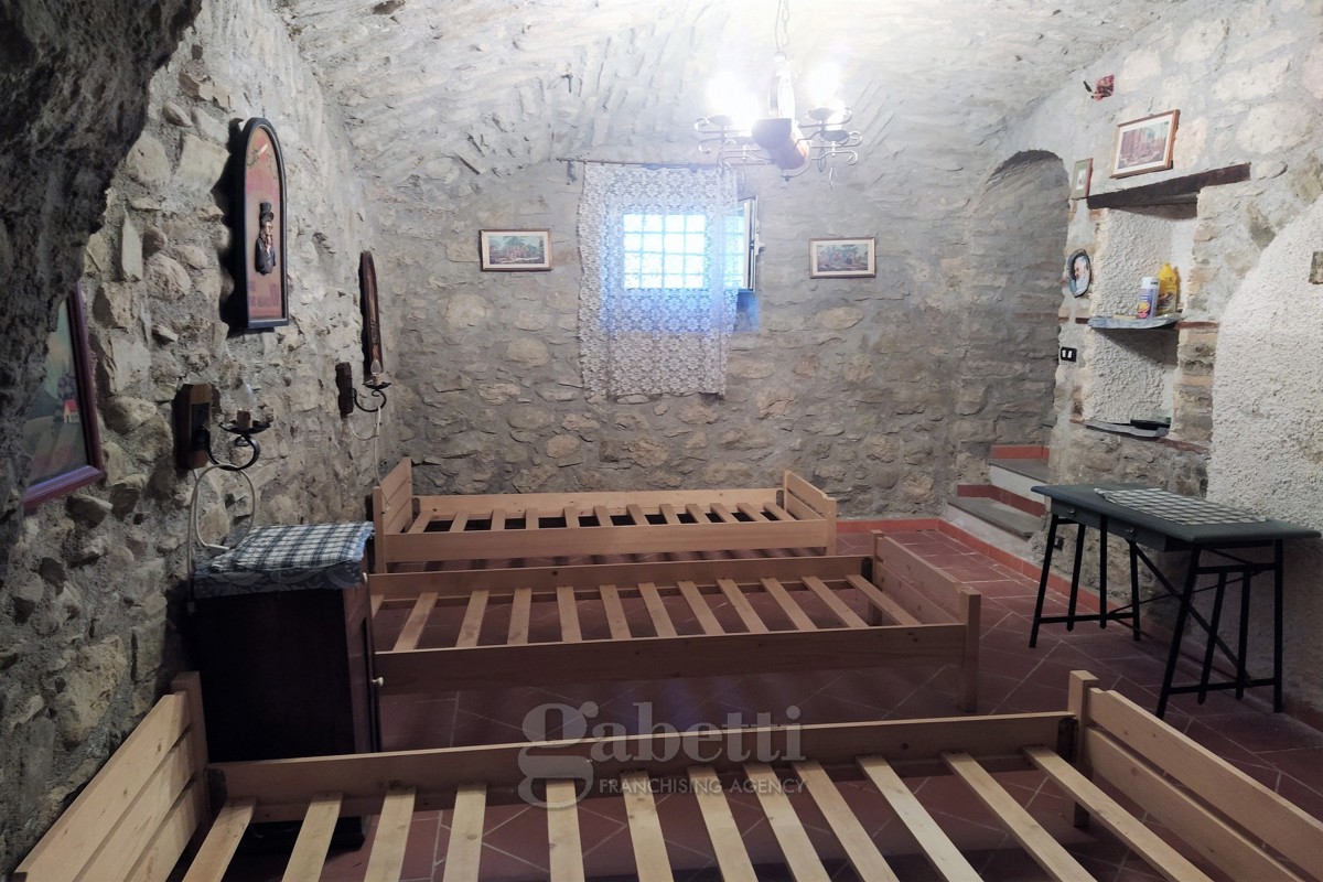 Casa indipendente in vendita a San Massimo