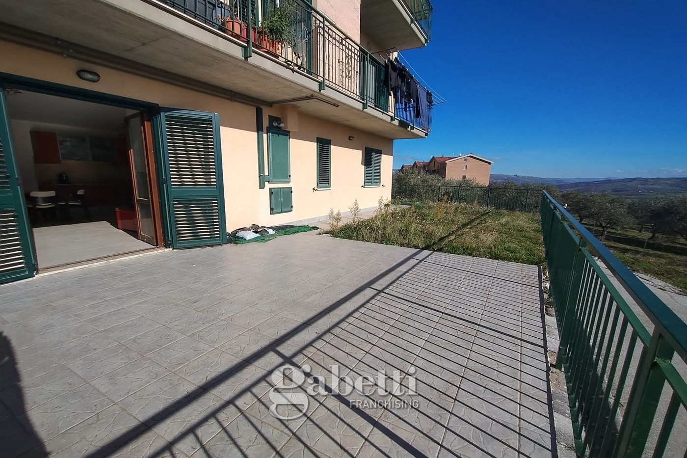 Trilocale con giardino a Campodipietra