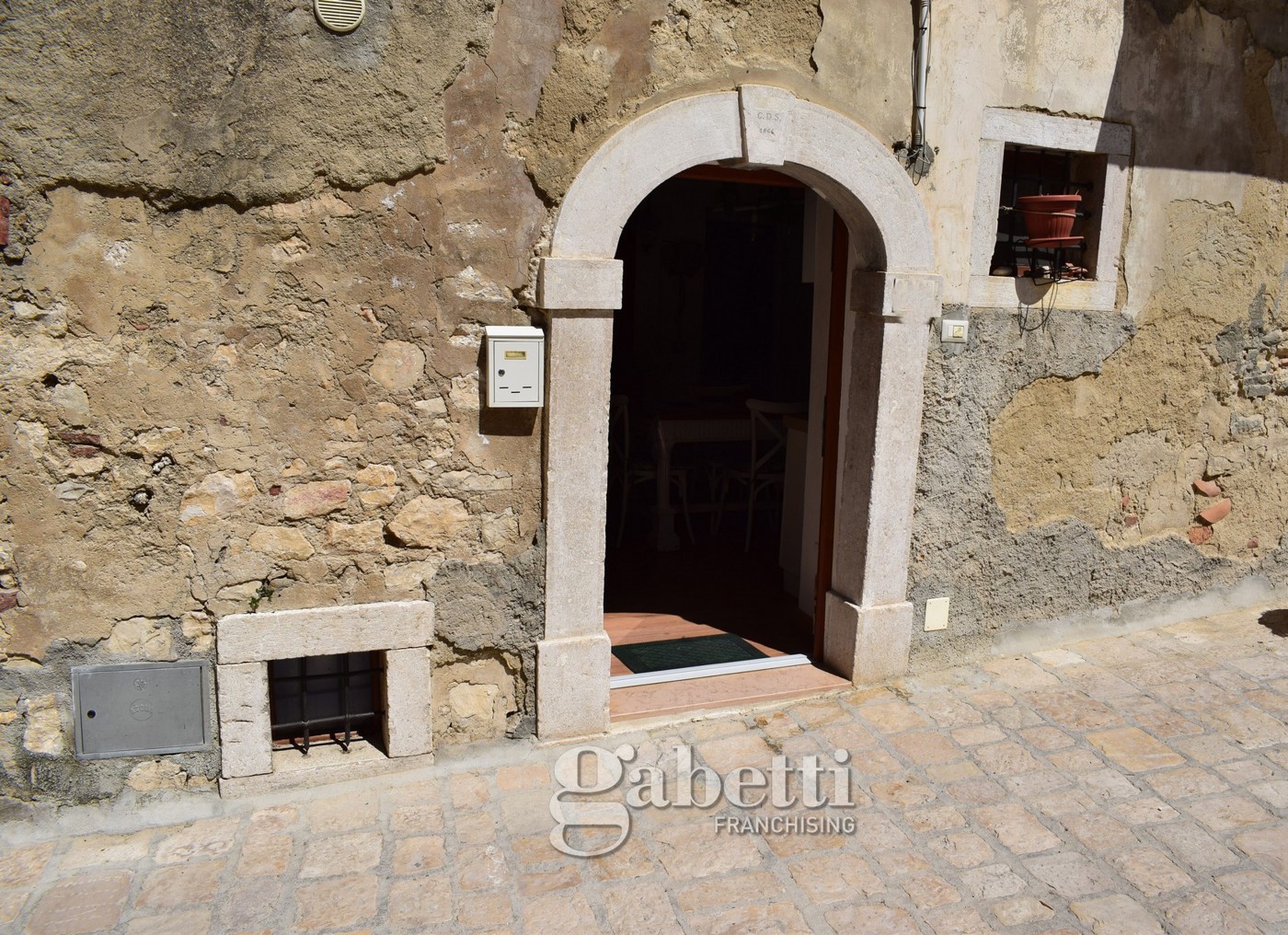 Trilocale arredato in affitto a Ferrazzano