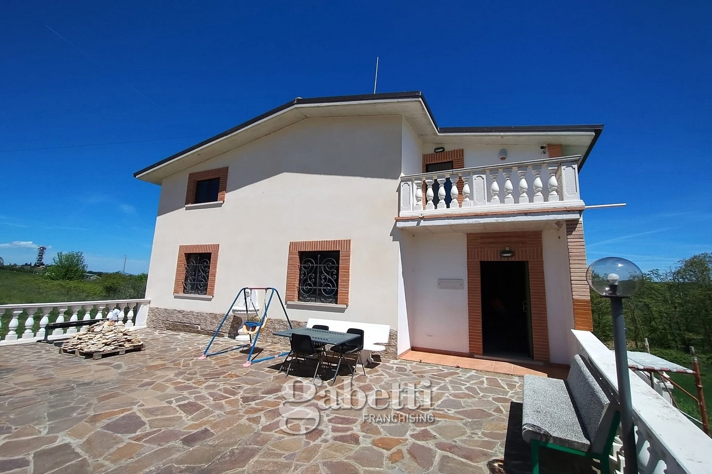 Villa da ristrutturare a Montagano