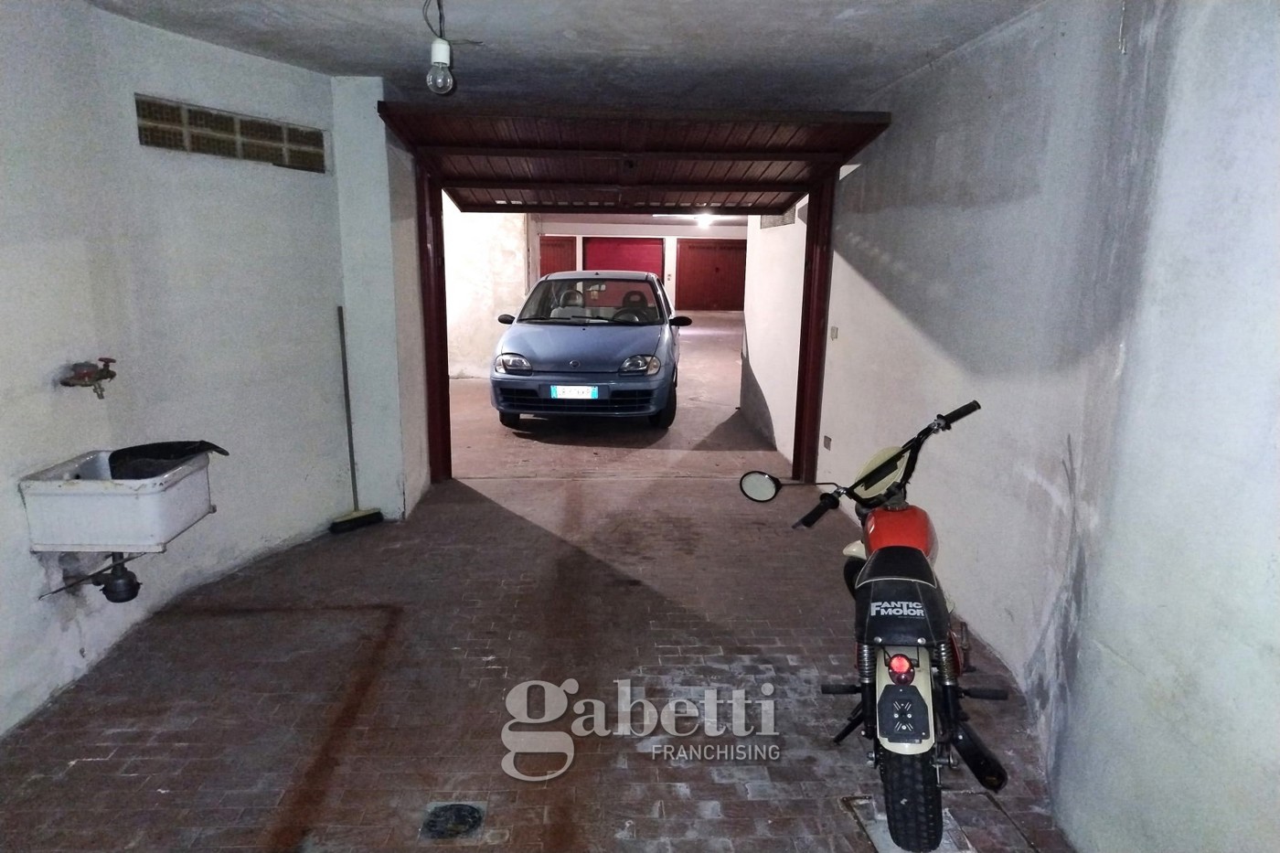 Box/Garage 15mq in vendita a Campobasso