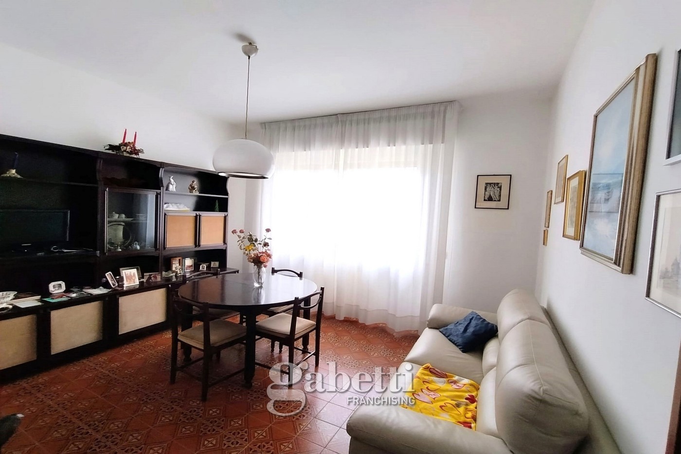 Quadrilocale in vendita a Ancona