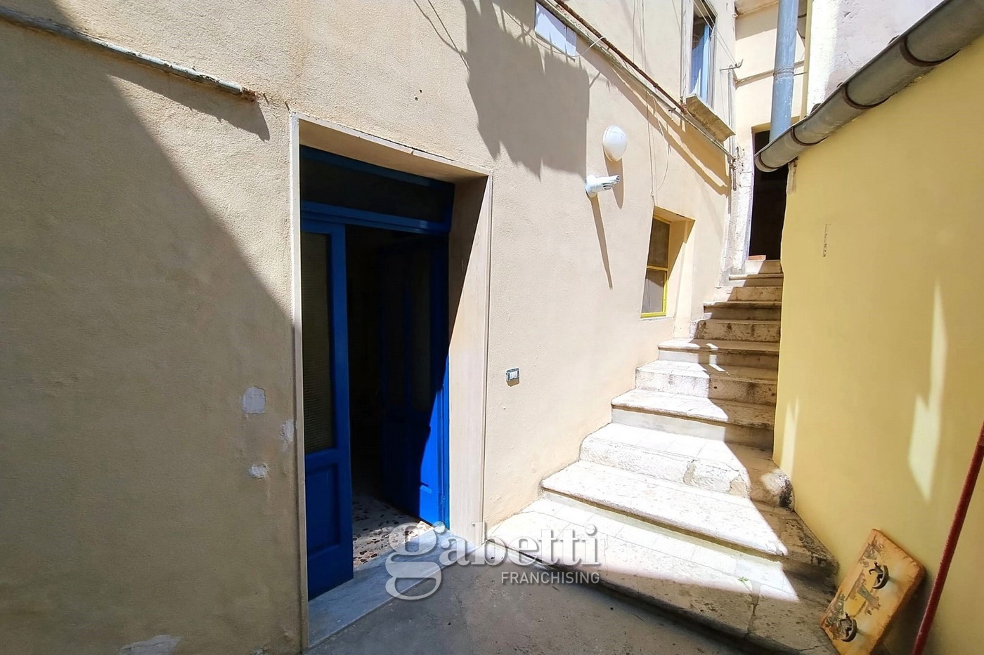 Bilocale arredato in affitto a Campobasso