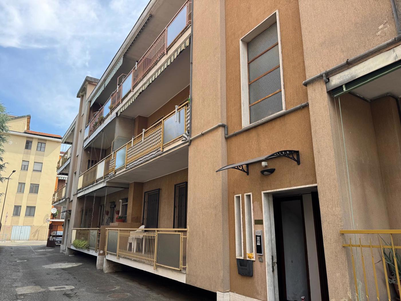 Trilocale in vendita a Robbio