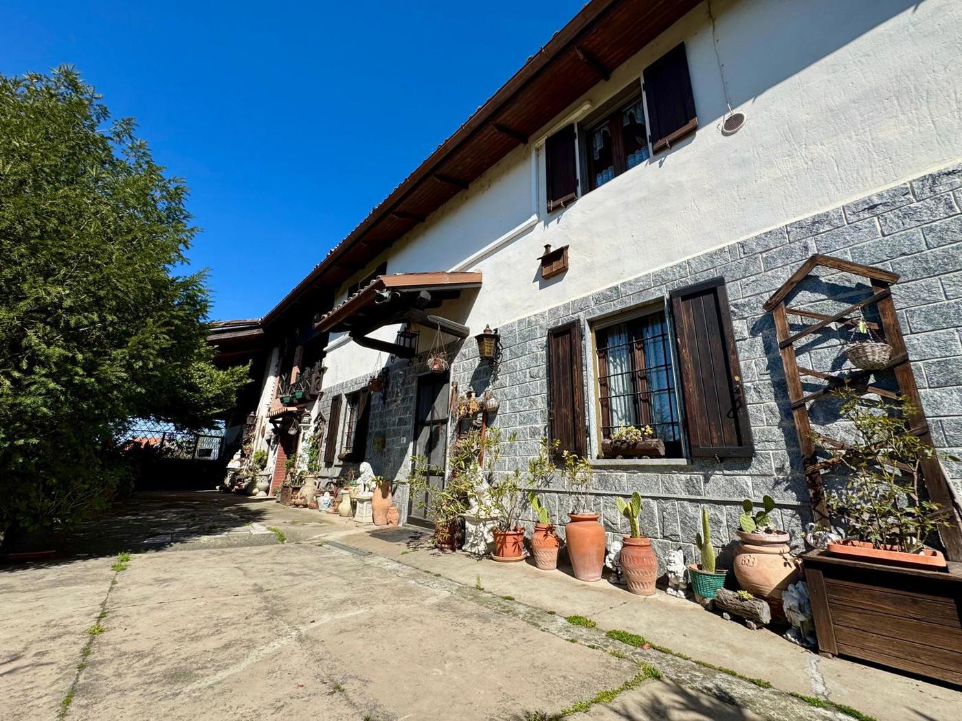 Casa indipendente in vendita a Mortara