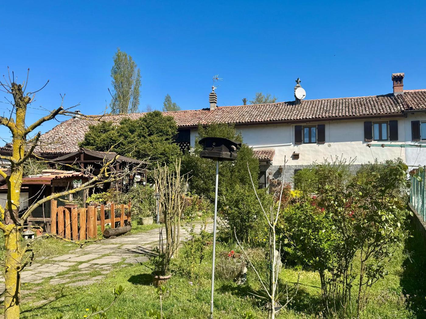 Casa indipendente in vendita a Mortara