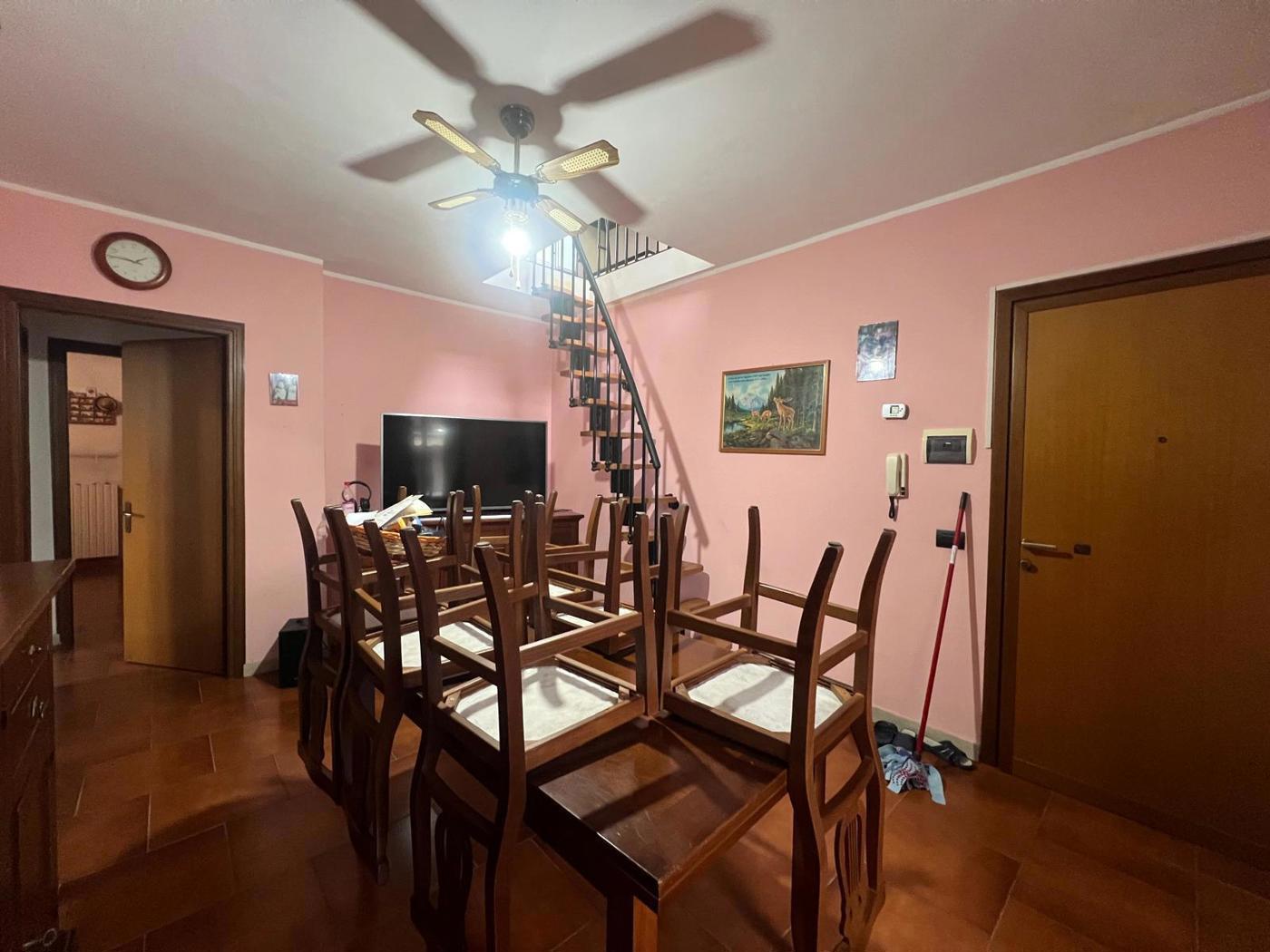 Appartamento con box a Parona