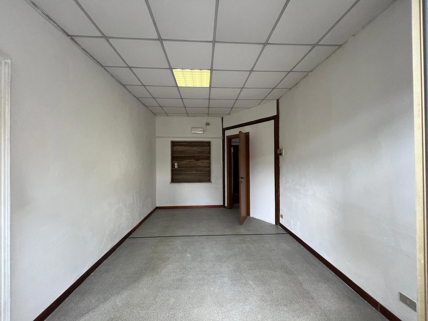 Negozio in affitto a Borgolavezzaro