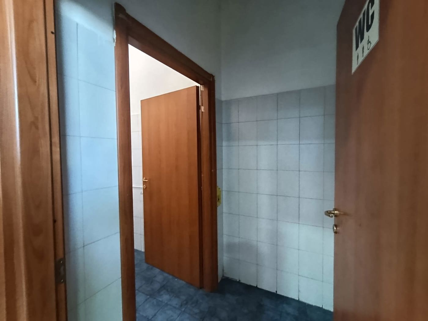 Negozio in affitto a Mortara