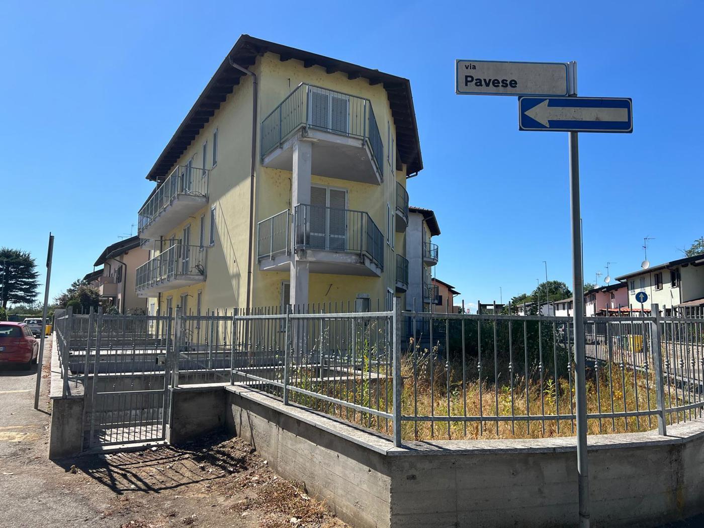 Stabile/Palazzo in vendita a Carbonara al Ticino