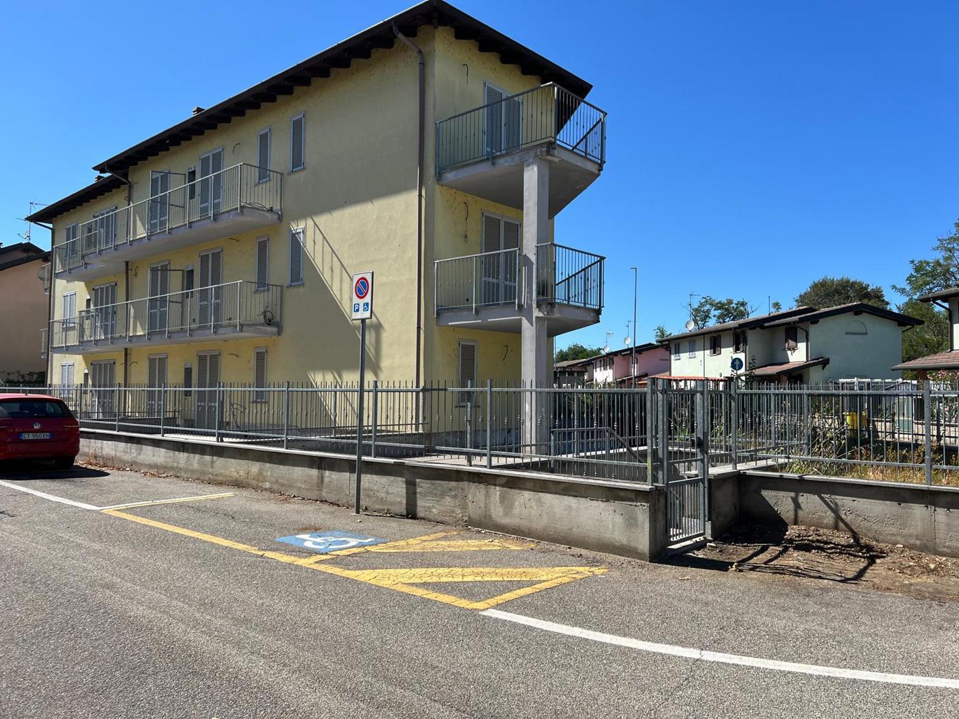 Stabile/Palazzo in vendita a Carbonara al Ticino