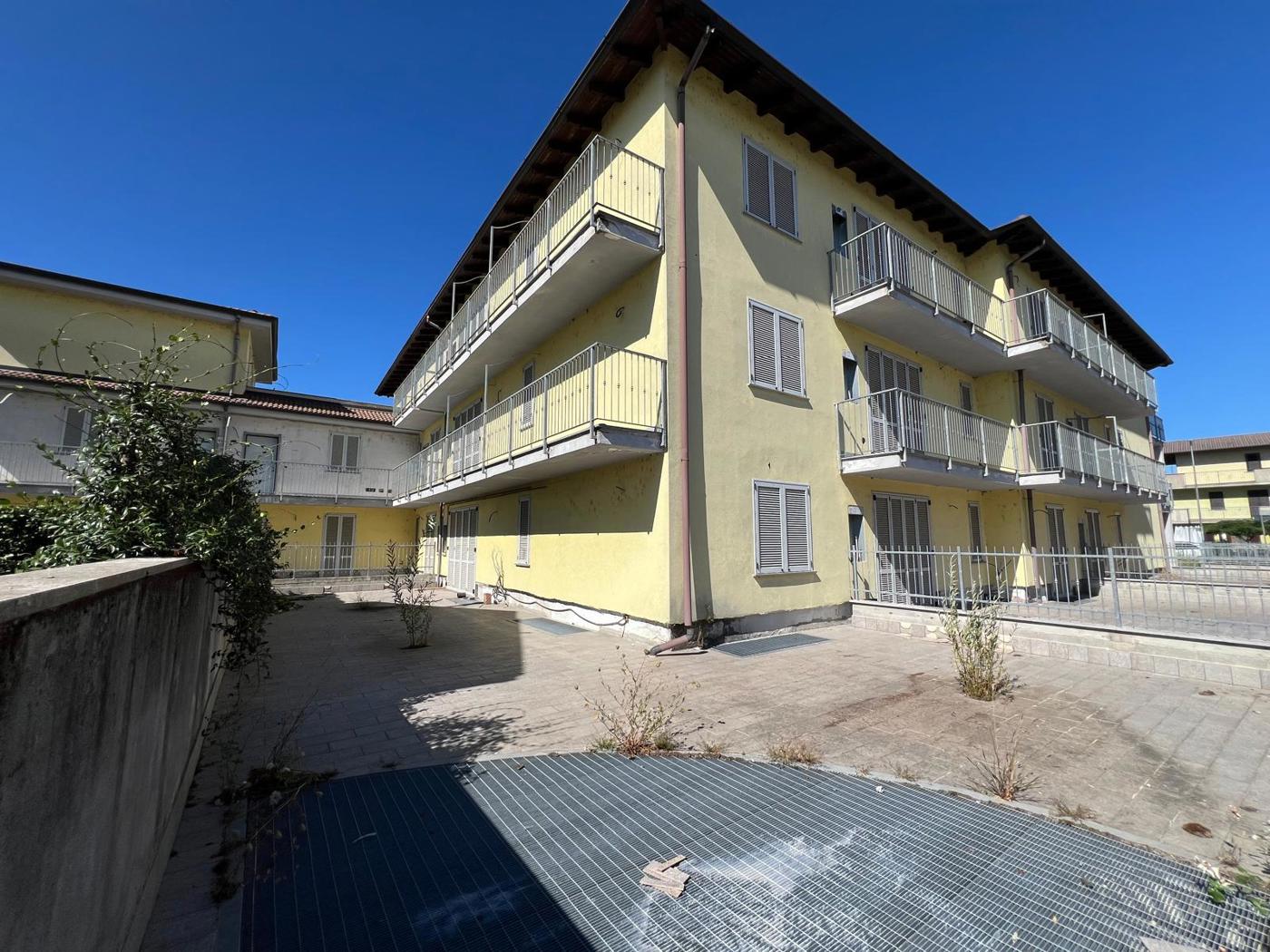 Stabile/Palazzo in vendita a Carbonara al Ticino