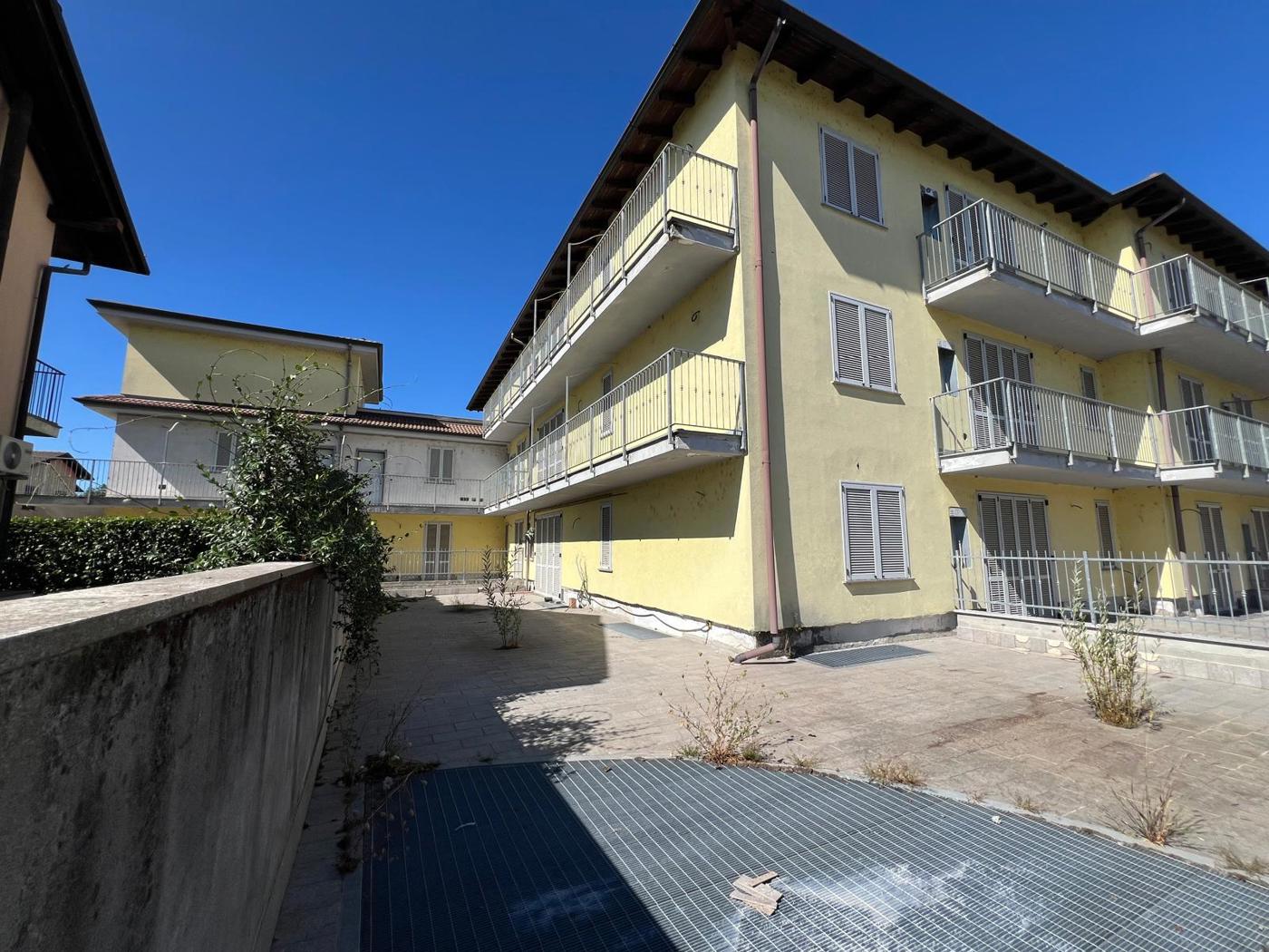 Stabile/Palazzo in vendita a Carbonara al Ticino