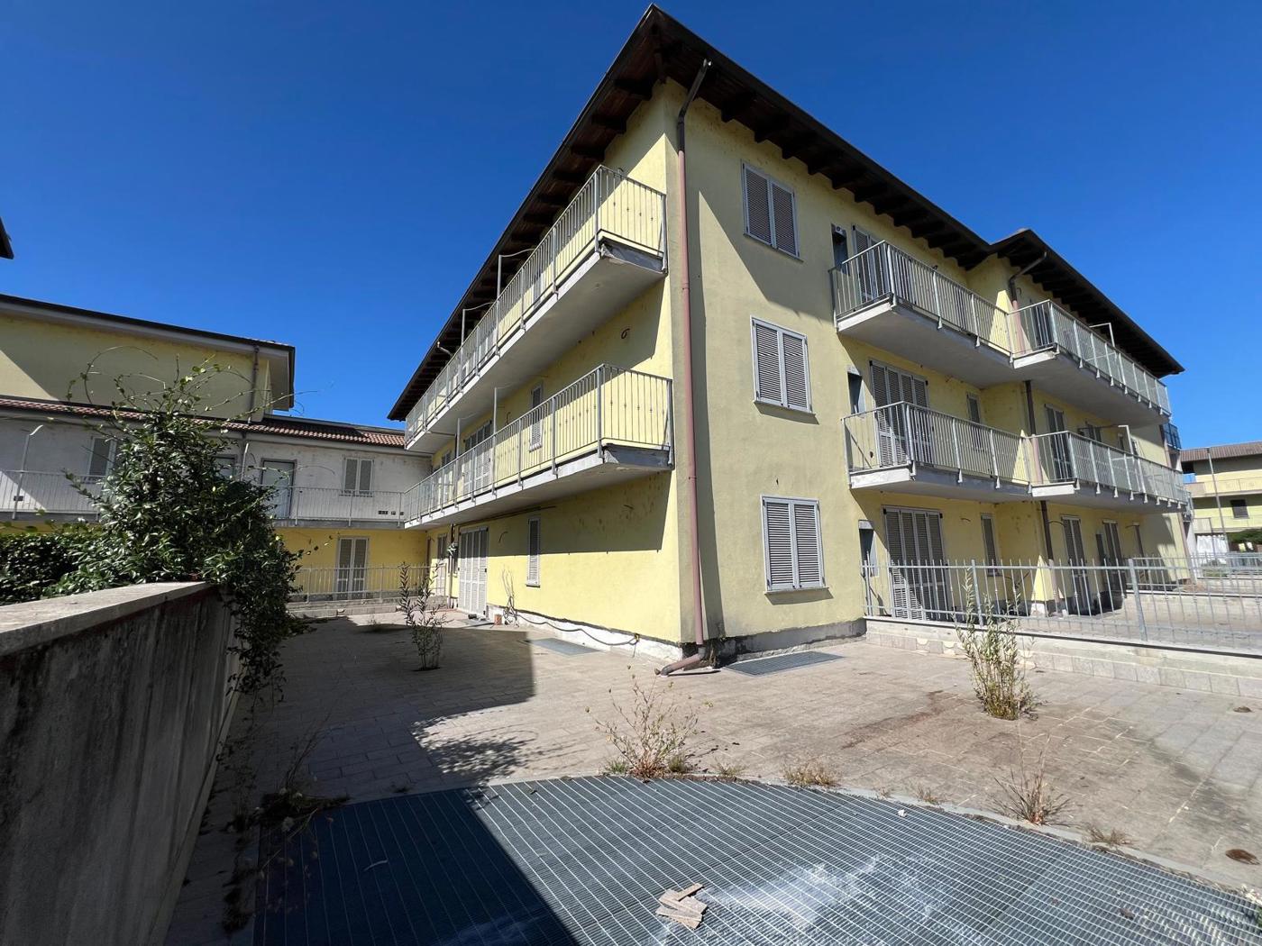 Stabile/Palazzo in vendita a Carbonara al Ticino