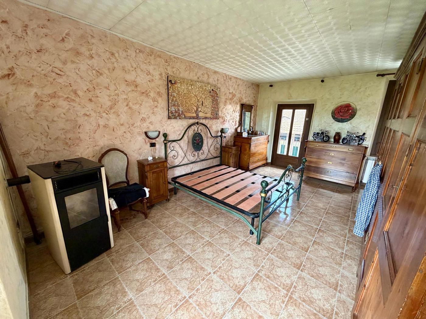 Casa indipendente in vendita a Mortara
