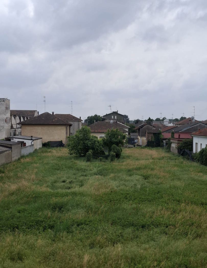 Terreno Edificabile in vendita a Robbio