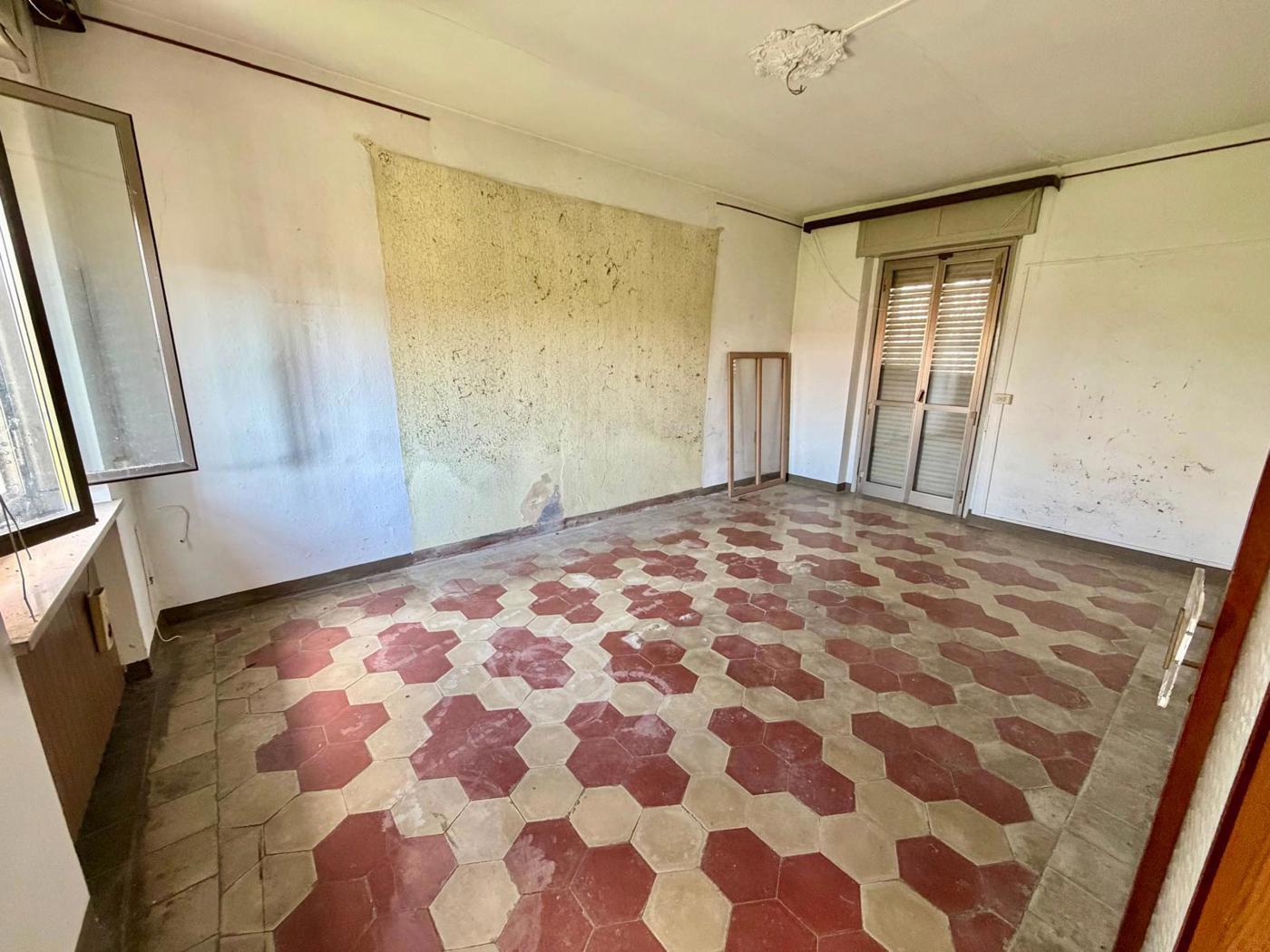 Casa indipendente con giardino a Mortara